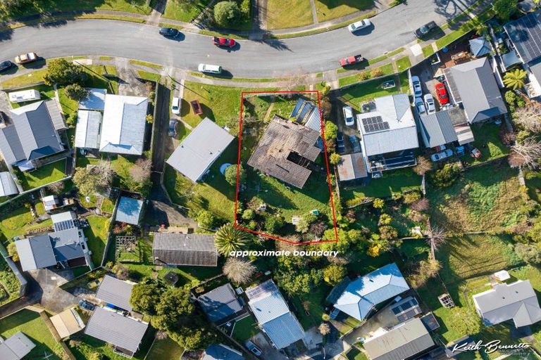 Photo of property in 14 Gentian Street, Timberlea, Upper Hutt, 5018