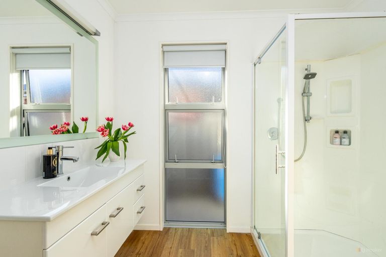 Photo of property in 24 Tancred Street, Geraldine, 7930