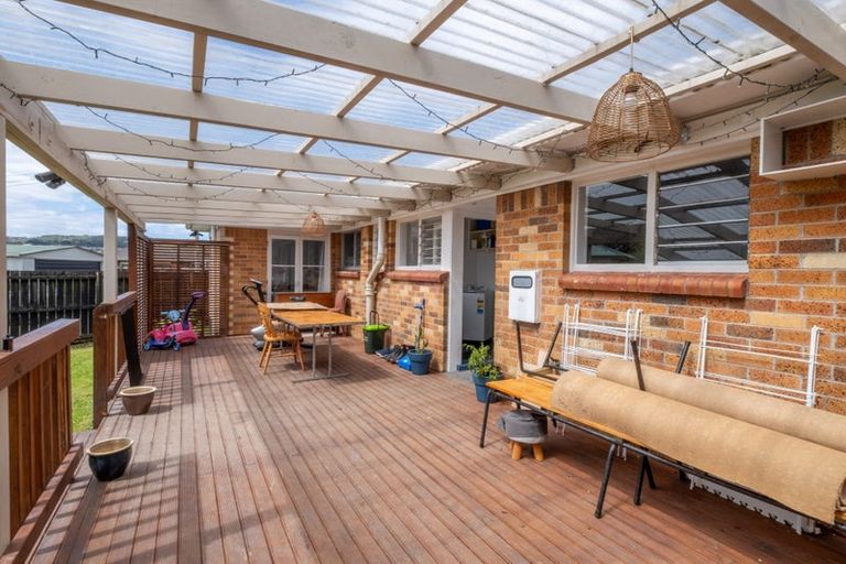 Photo of property in 19 Wilson Place, Papakura, 2110