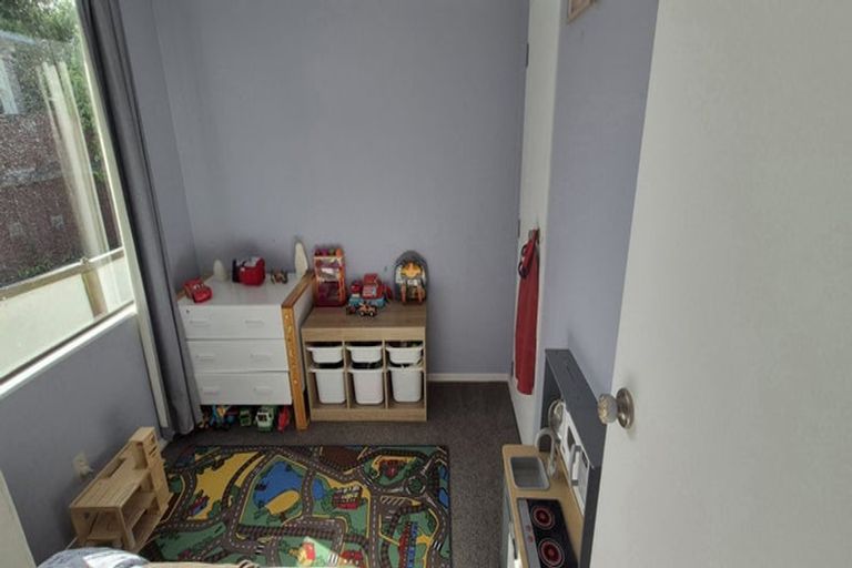 Photo of property in 13a Transom Close, Whitby, Porirua, 5024