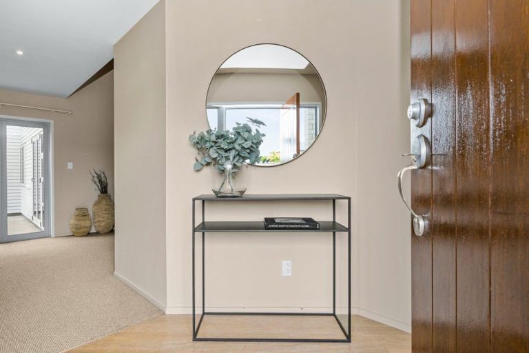 Photo of property in 2 Edwards Street, Frimley, Hastings, 4120