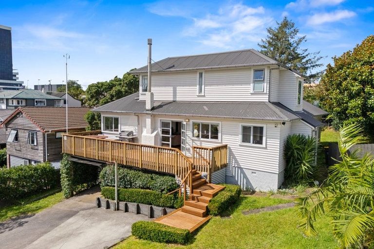 Photo of property in 20 Bracken Avenue, Takapuna, Auckland, 0622