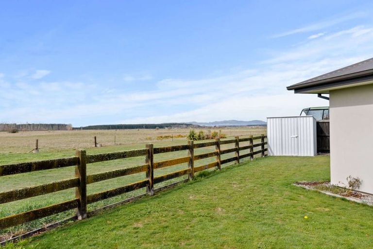 Photo of property in 32 Sutherland Drive, Kaiapoi, 7630