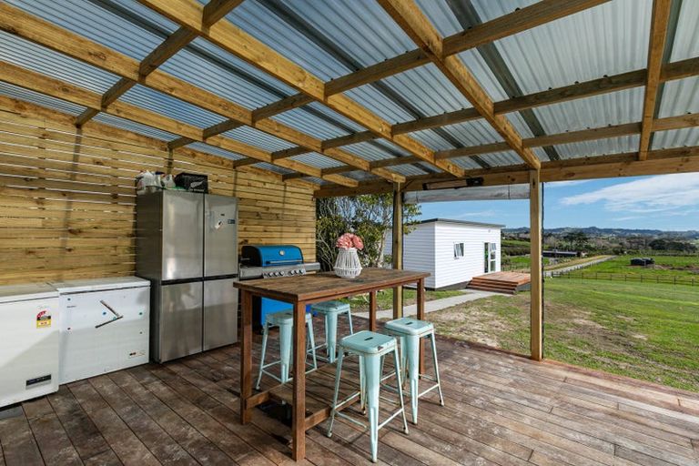 Photo of property in 157 Nixon Road, Taupaki, Henderson, 0782