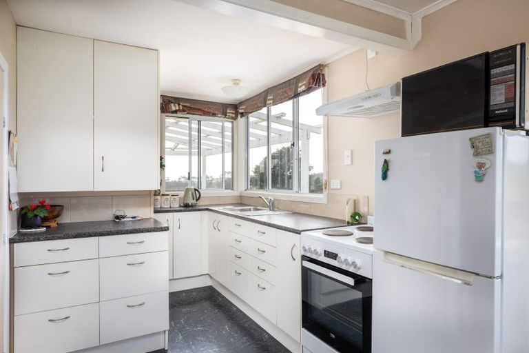 Photo of property in 16 Mimi Road, Mimi, Urenui, 4377