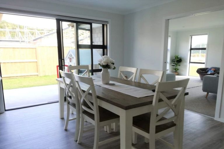 Photo of property in 90 Pakanga Grove, Pyes Pa, Tauranga, 3112
