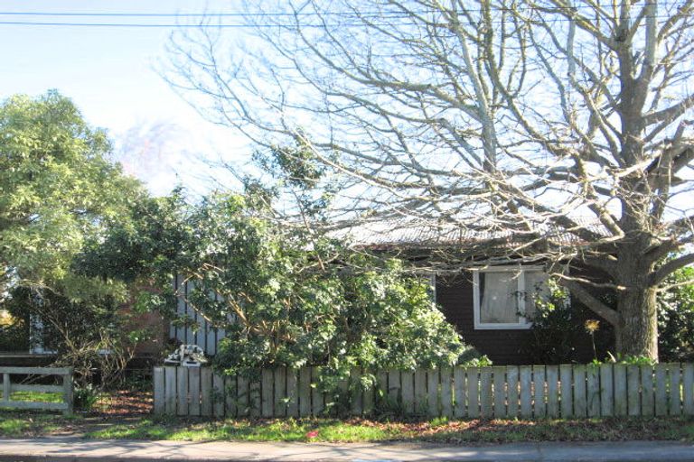 Photo of property in 90 Cargill Street, Papakura, 2110