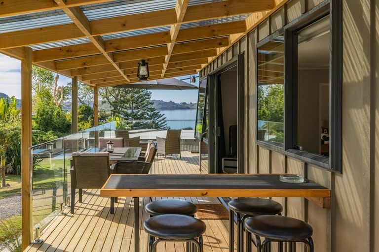 Photo of property in 100 Motukaraka Point Road, Kohukohu, 0491