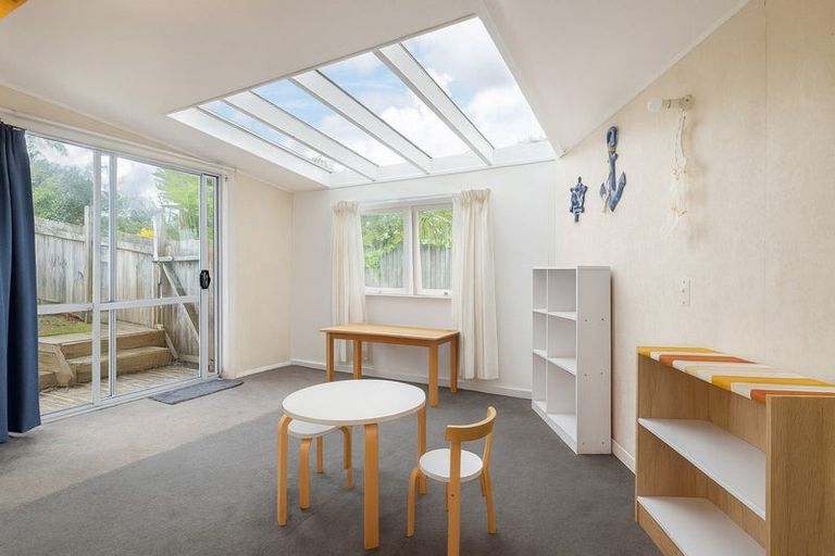 Photo of property in 522 Beach Road, Murrays Bay, Auckland, 0630