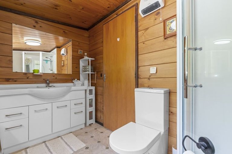 Photo of property in 8 Branch Road, Lake Okareka, Rotorua, 3076