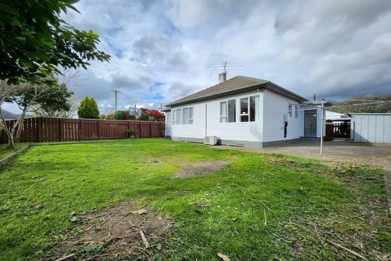 Photo of property in 17 Burcham Street, Taita, Lower Hutt, 5011