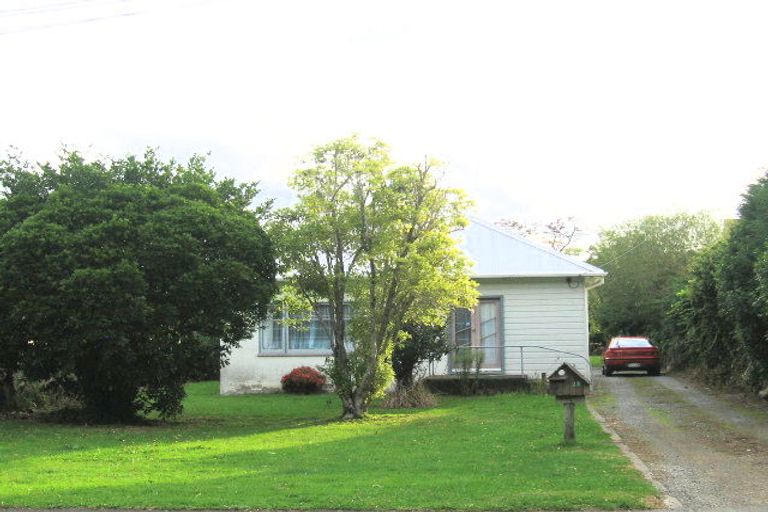 Photo of property in 28 Cruickshank Road, Clouston Park, Upper Hutt, 5018