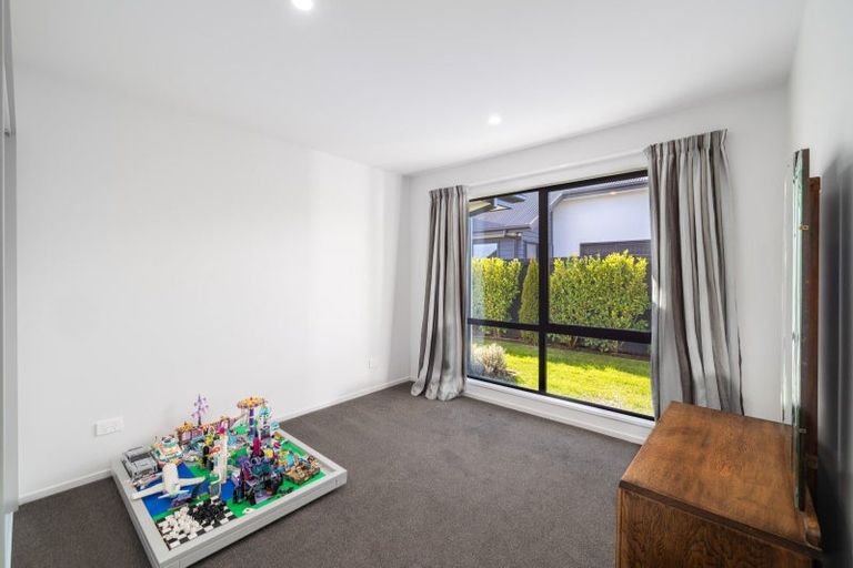 Photo of property in 40 Te Rito Street, Marshland, Christchurch, 8083