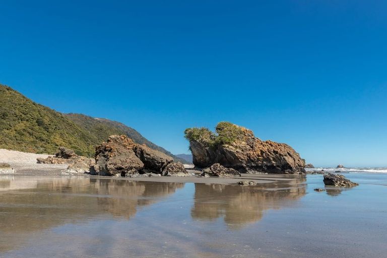 Photo of property in 161 Torea Street, Granity, 7823