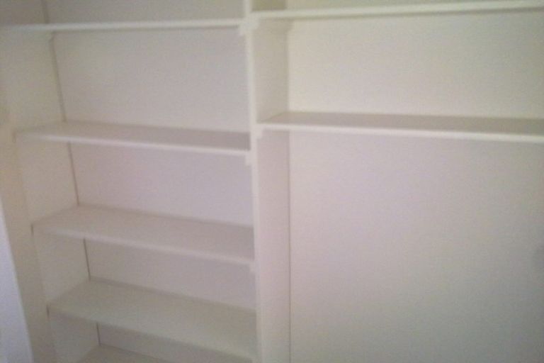 Photo of property in 1/18 Oliver Twist Avenue, Mellons Bay, Auckland, 2014