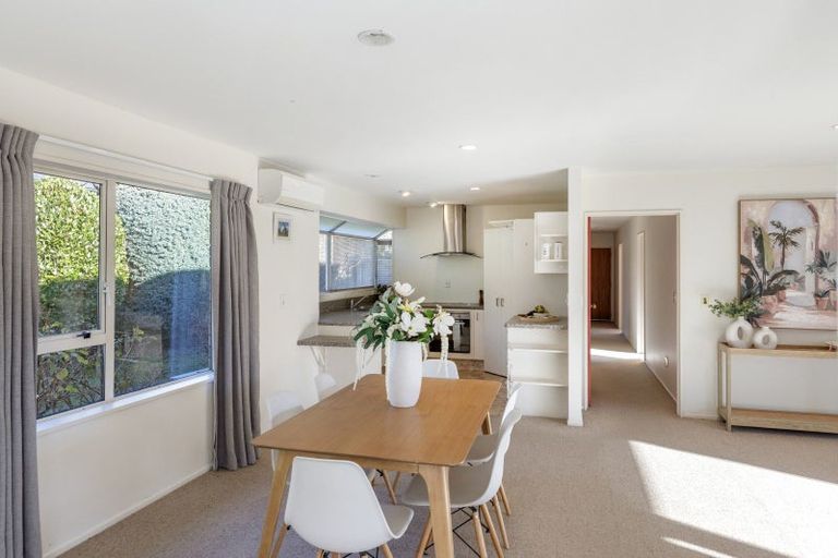 Photo of property in 23 Basil Place, Mount Pleasant, Christchurch, 8081