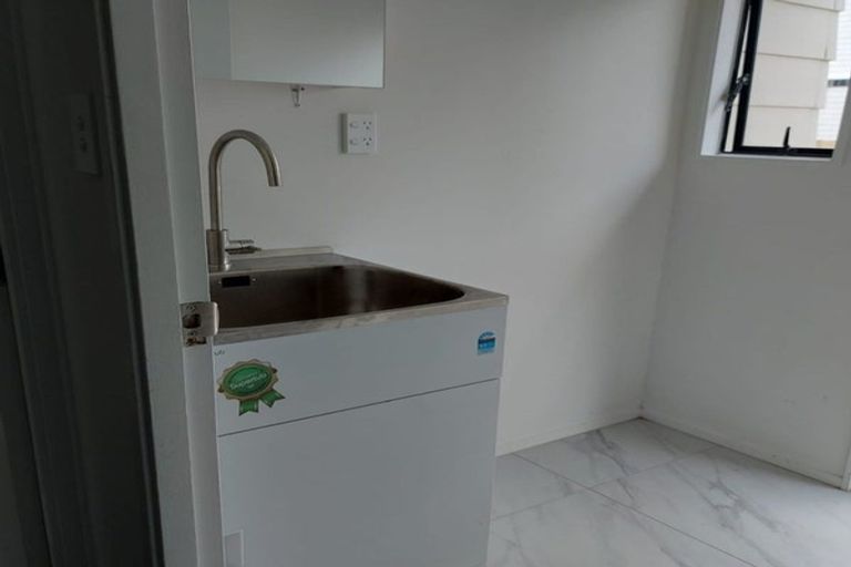 Photo of property in 454 Swanson Road, Ranui, Auckland, 0612