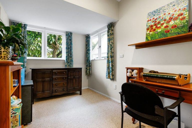 Photo of property in 142 Williams Street, Cambridge, 3434