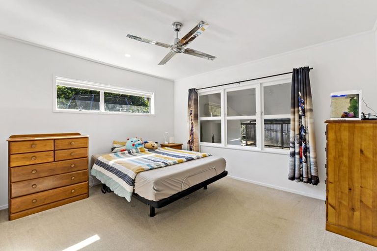 Photo of property in 29 Glamorgan Drive, Torbay, Auckland, 0630