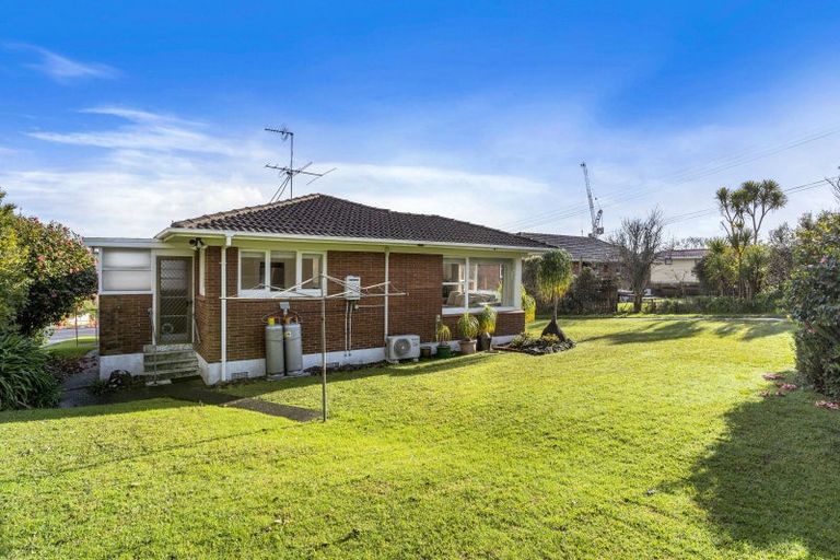 Photo of property in 3/51 College Road, Northcote, Auckland, 0627