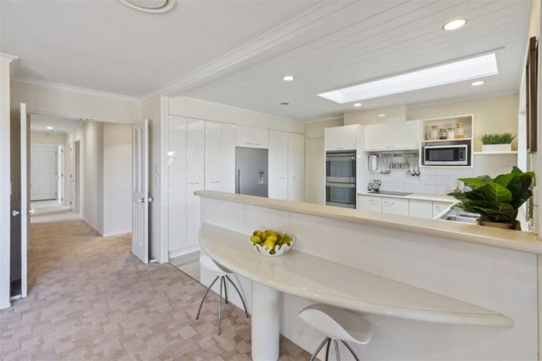 Photo of property in 88 Rushgreen Avenue, Pahurehure, Papakura, 2113