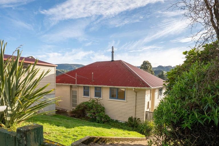 Photo of property in 27 Hillary Street, Liberton, Dunedin, 9010
