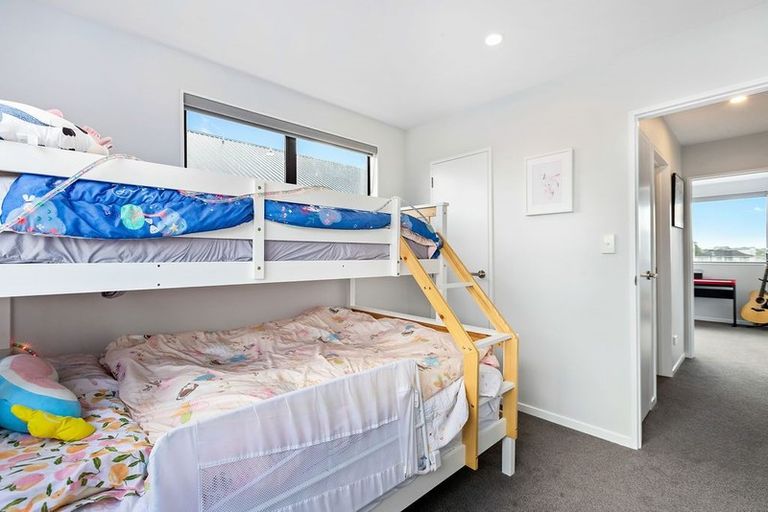 Photo of property in 45 Ivy Nola Way, Henderson, Auckland, 0612