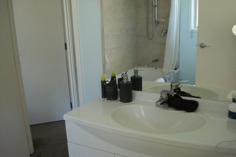 Photo of property in 1409 Whangaparaoa Road, Army Bay, Whangaparaoa, 0930