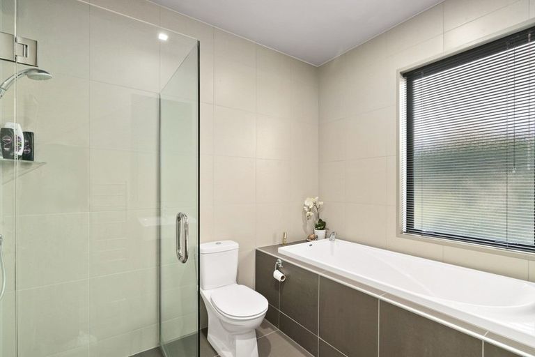 Photo of property in 8 Jackby Court, Jacks Point, Queenstown, 9371