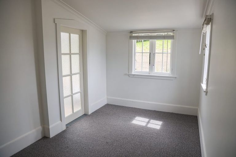 Photo of property in 204 Cape Rodney Road, Leigh, 0985