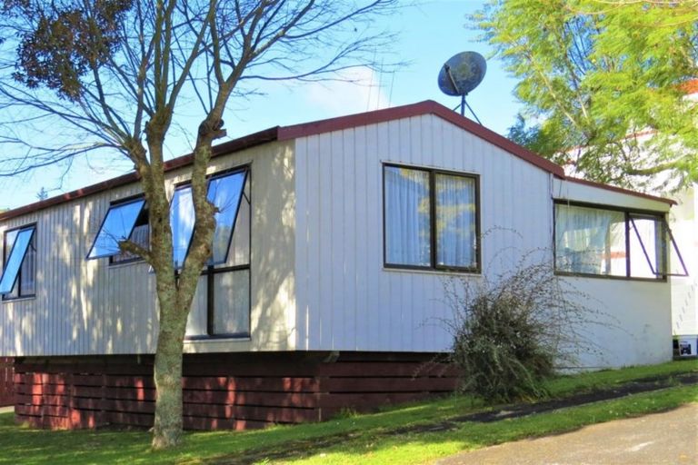 Photo of property in 6 Whareora Road, Kensington, Whangarei, 0112