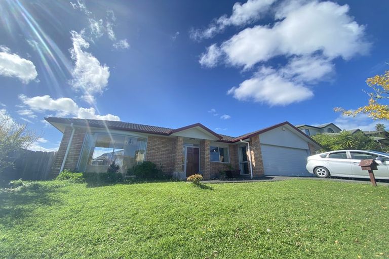 Photo of property in 29 Toledo Avenue, Henderson, Auckland, 0612