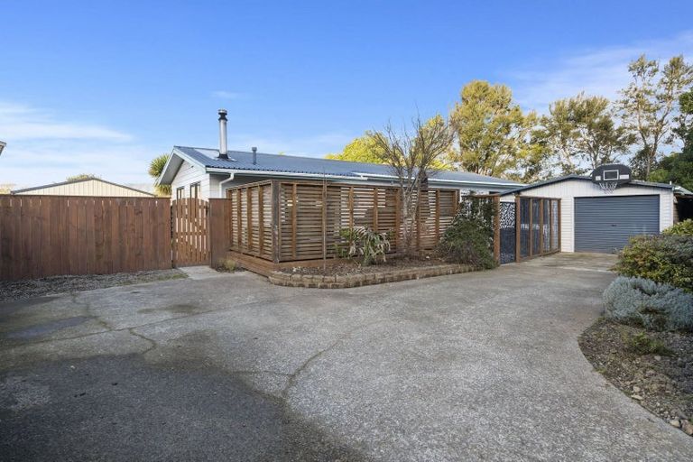 Photo of property in 9 Laredo Grove, Totara Park, Upper Hutt, 5018