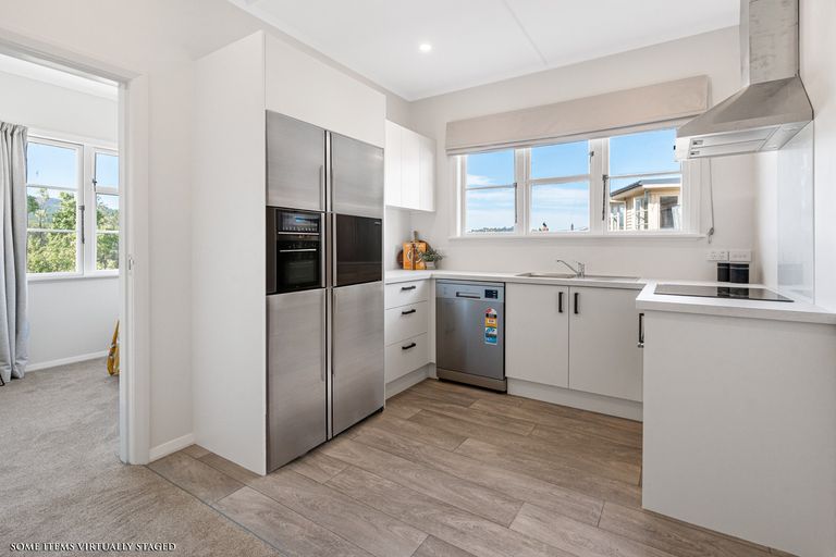 Photo of property in 18 Rennie Street, Green Island, Dunedin, 9018