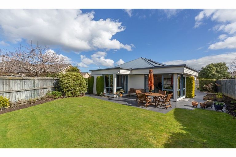 Photo of property in 7 Becmead Drive, Harewood, Christchurch, 8051