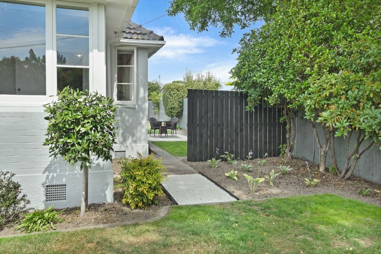 Photo of property in 3 Bateman Avenue, Bryndwr, Christchurch, 8053