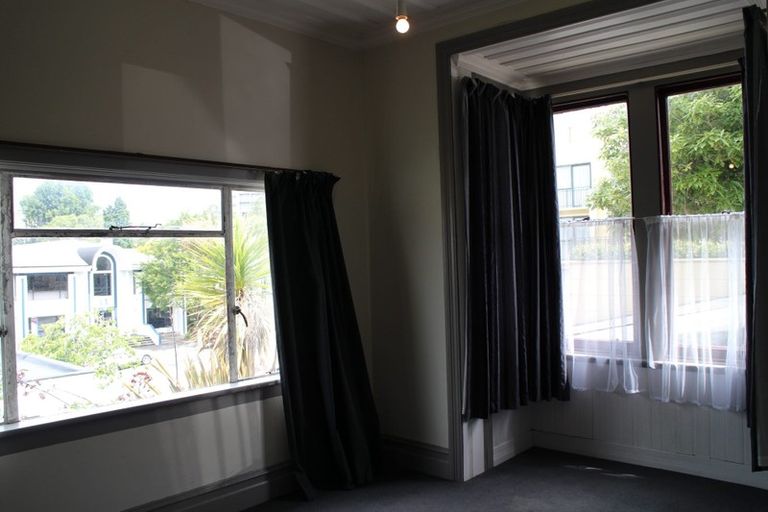 Photo of property in 1 Haddon Place, Dunedin Central, Dunedin, 9016