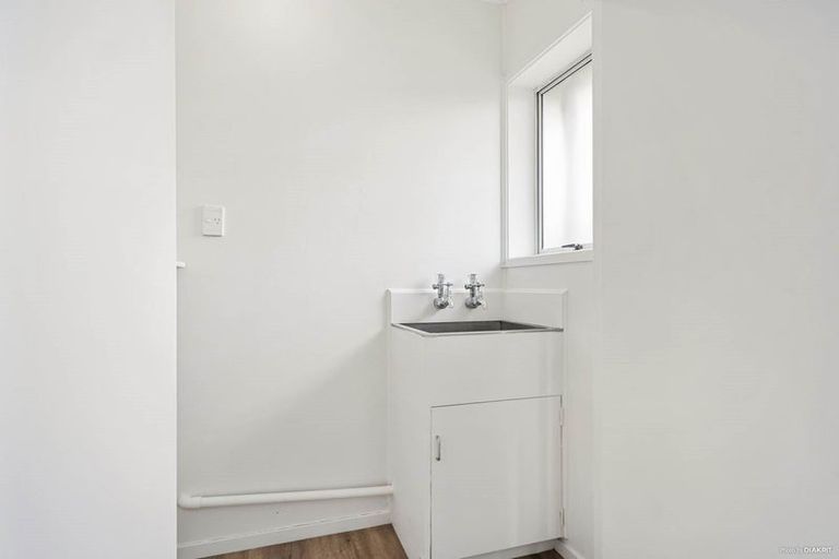Photo of property in 1/9 Pratt Street, Papakura, 2110