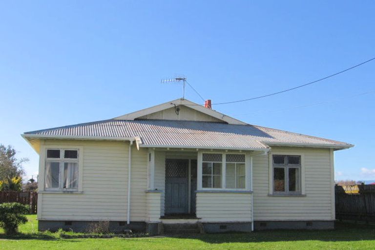 Photo of property in 13 Gladstone Street, Foxton, 4814