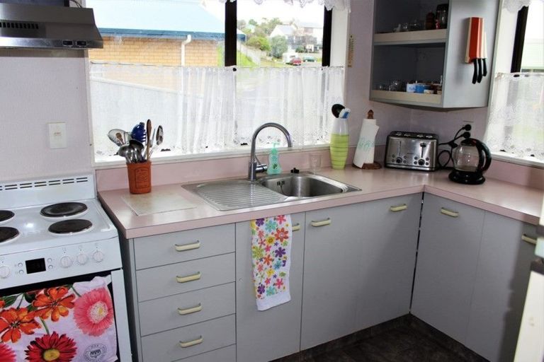 Photo of property in 1 Titter Place, Springvale, Whanganui, 4501