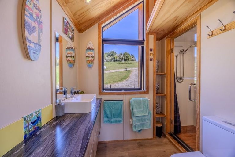 Photo of property in Luggate - Cromwell Road, Queensberry, Cromwell, 9383