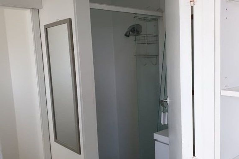 Photo of property in 3/53 Pakuranga Road, Pakuranga, Auckland, 2010