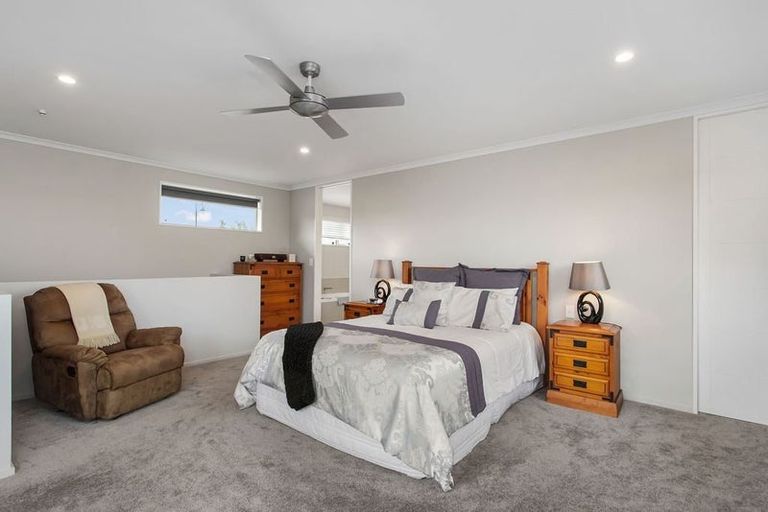 Photo of property in 1 Tanu Place, Parklands, Christchurch, 8083