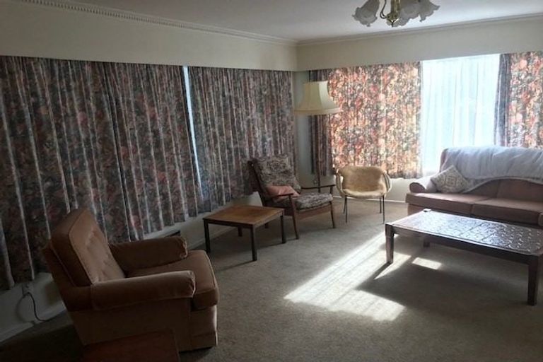 Photo of property in 23 Oriel Avenue, Tawa, Wellington, 5028