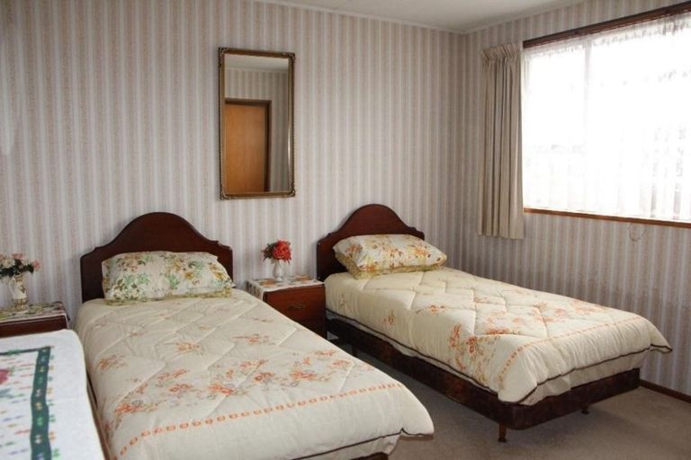 Photo of property in 2/12 Douglas Street, Highfield, Timaru, 7910