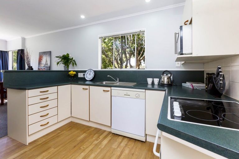 Photo of property in 20 Blue Mountains Road, Silverstream, Upper Hutt, 5019