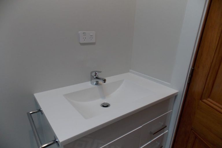 Photo of property in 25 Everton Terrace, Kelburn, Wellington, 6012