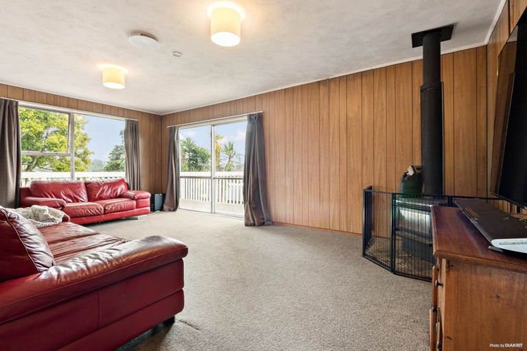 Photo of property in 9 Gallony Avenue, Massey, Auckland, 0614