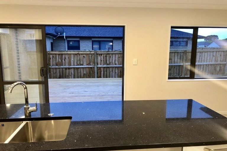 Photo of property in 3 Wellfield Drive, Papakura, 2110