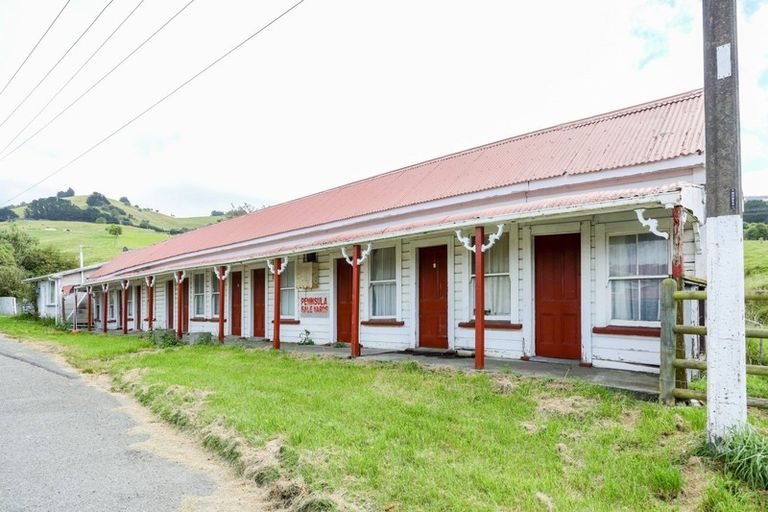 Photo of property in 6025 Christchurch Akaroa Road, Duvauchelle, 7583